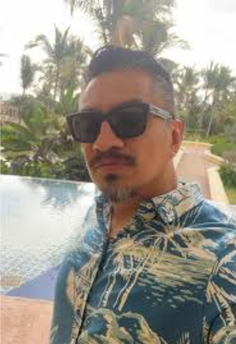 <em>Alexander M</em>